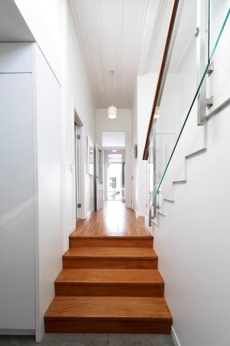 Villa Beautiful Just Off Ponsonby Rd *